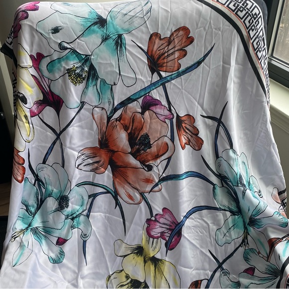 Chico’s Scarf Flower Print - Picture 3 of 6